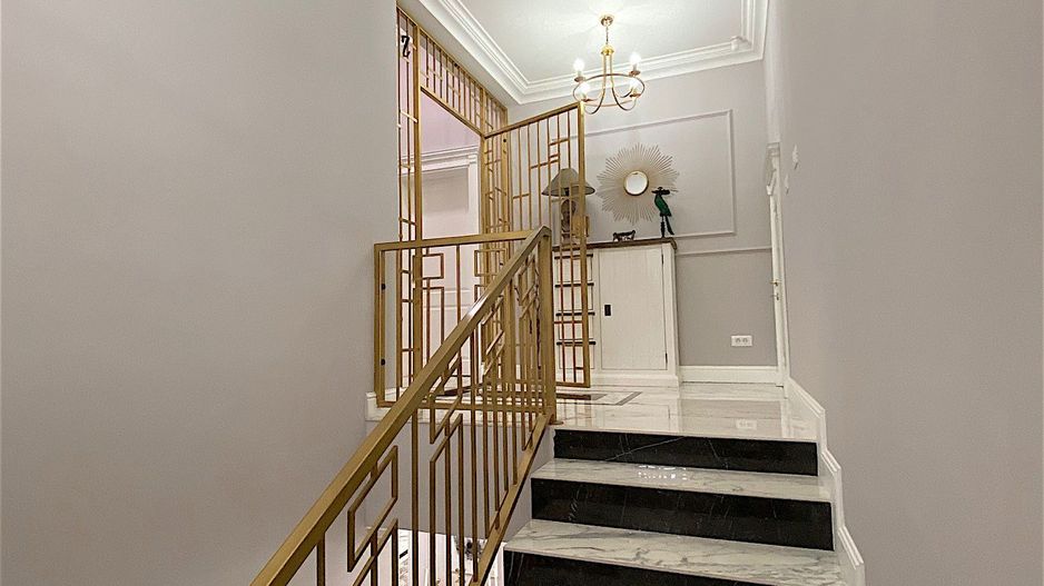 Vila deosebita cu piscina zona Dumbravita - Poză 13