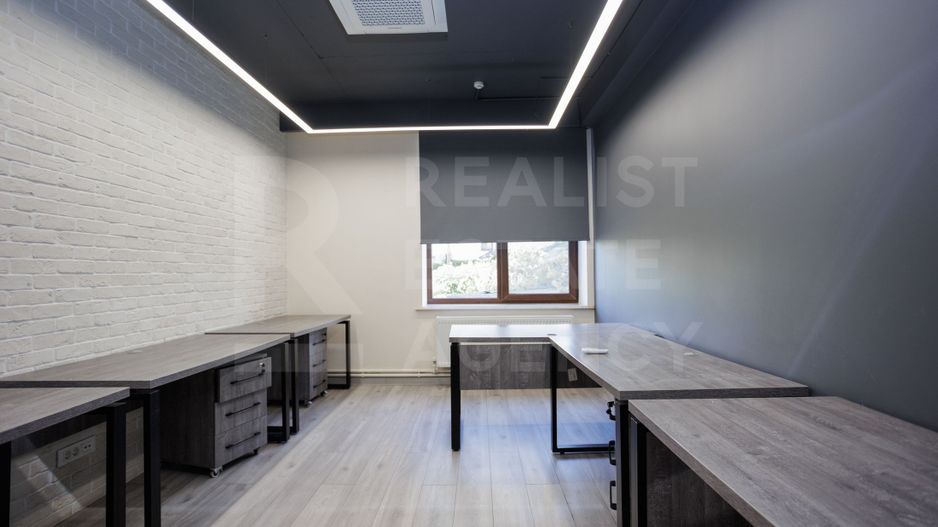 Se oferă oficiu sper chirie 270 mp, str. Petru Rareș, Centru - Poză 13