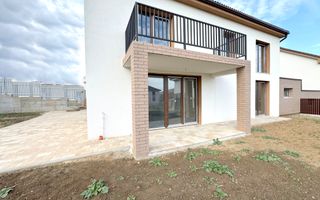 Casa alipita prin garaj/Teren 417 mp/CF. - Poză 1