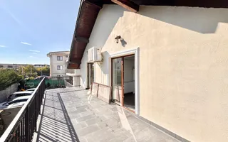 1/2 Duplex - Giroc - zona Planetelor - 4 camere | Poarta electrica - Poză 14