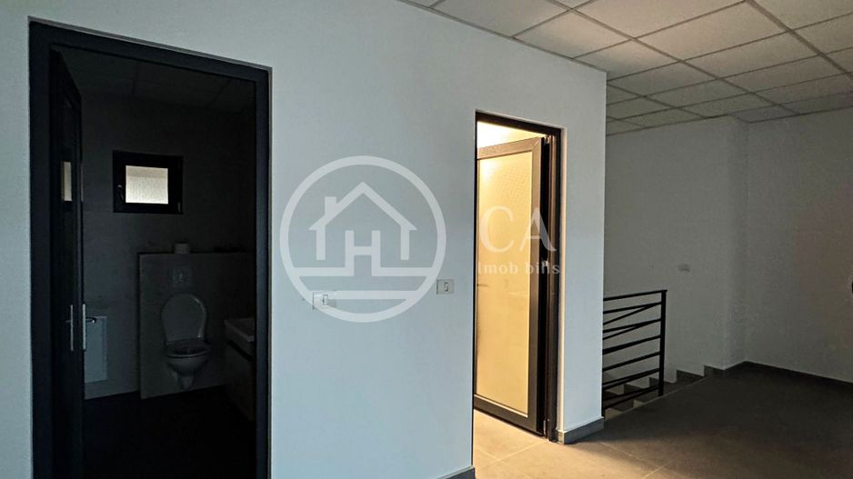 Spațiu comercial de închiriat cu 7 camere în zona Centurii, Oradea - Poză 8