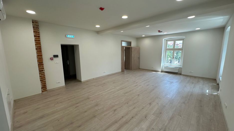 Saptii de birouri Ultracentral suprafețe de la 28 - 940 mp - Poză 44