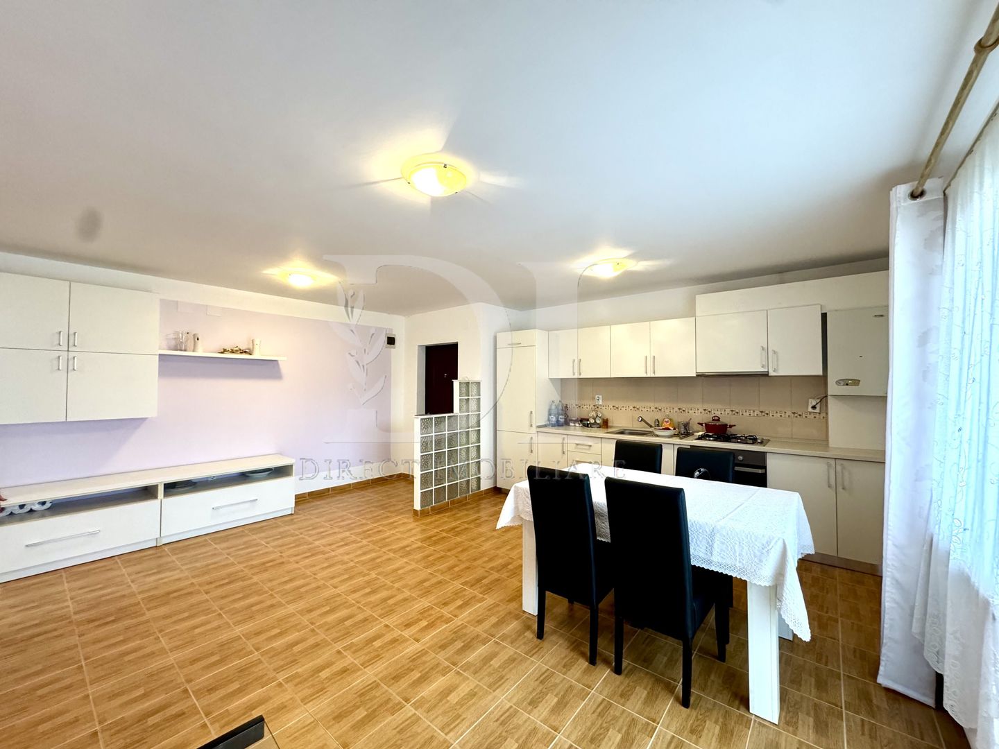 Apartament doua camere / Parcare / Zona Eroilor - Poză 3