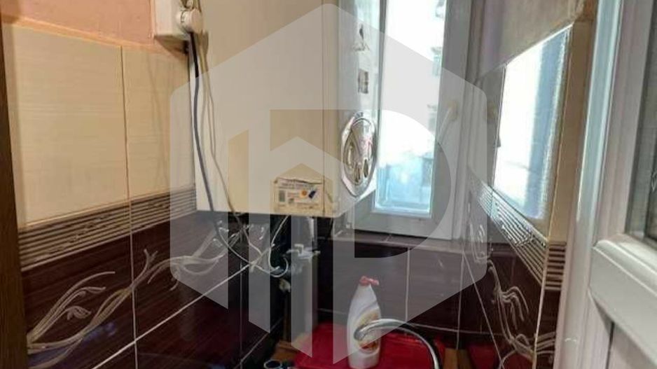 Etaj 1 / Garsoniera mobilata si utilata / Mutare imediata - Poză 3