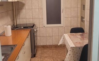 Apartament 2 camere Delfinului, decomandat, boiler, etaj 7 din 10, pet friendly - Poză 8