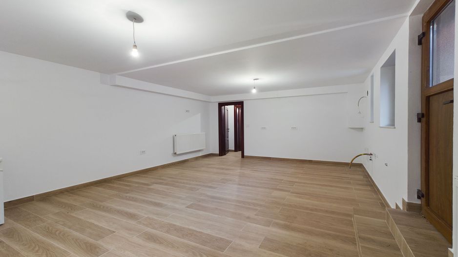 Apartament 2 niveluri strada Mihai Eminescu - Poză 15