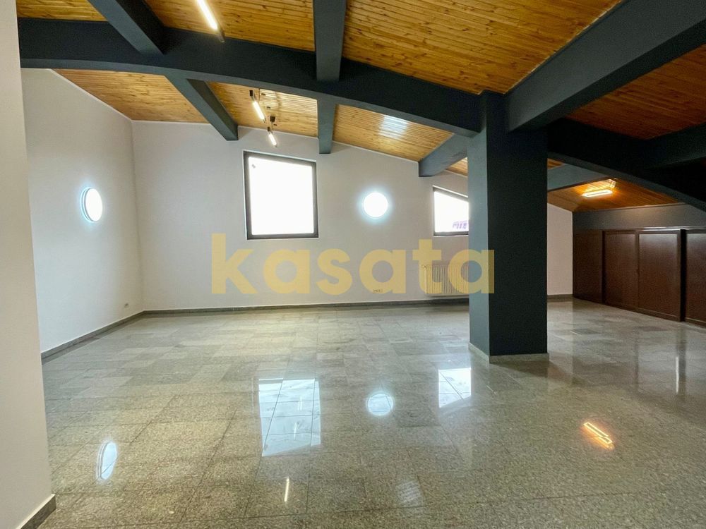 Oportunitate | Penthouse 3 camere | 4 locuri de parcare - Poză 1