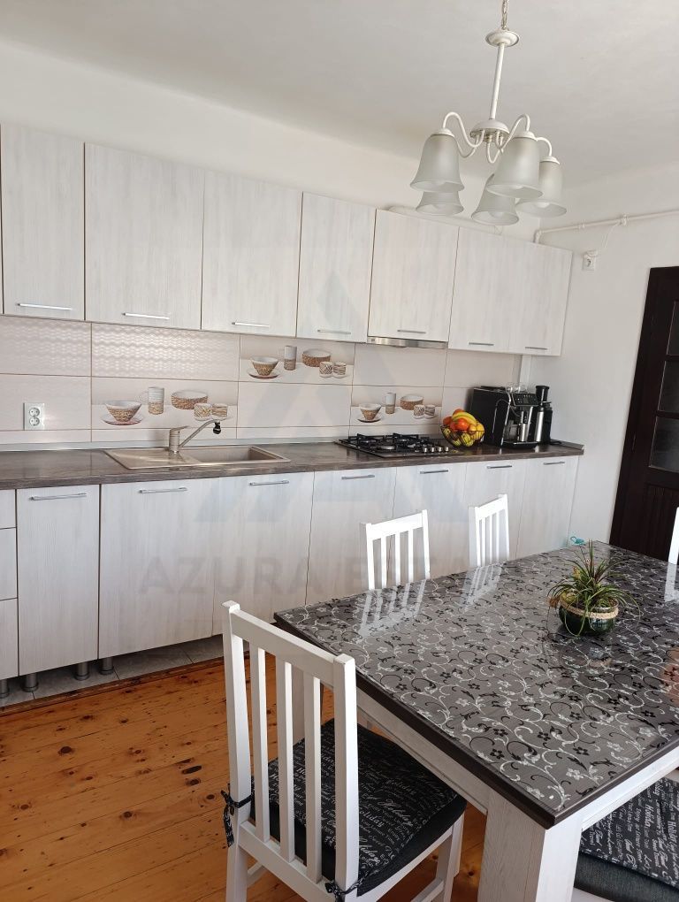 Casa Cisnadie etaj 1 integral cu intrare separata si curte comuna - Poză 5