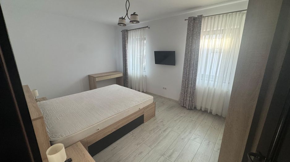 Casă 4 camere de inchiriat, carport, curte 180 mp - C. Arhitectilor - Poză 25