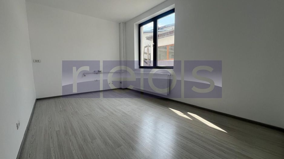 INCHIRIERE VILA P+2+M | NEMOBILATA | ZONA MIHAI BRAVU - Poză 3