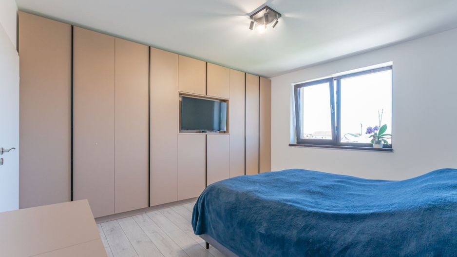 Decomandat 3 camere, 98 mp, Harman - Mobilat modern, parcare - Poză 10