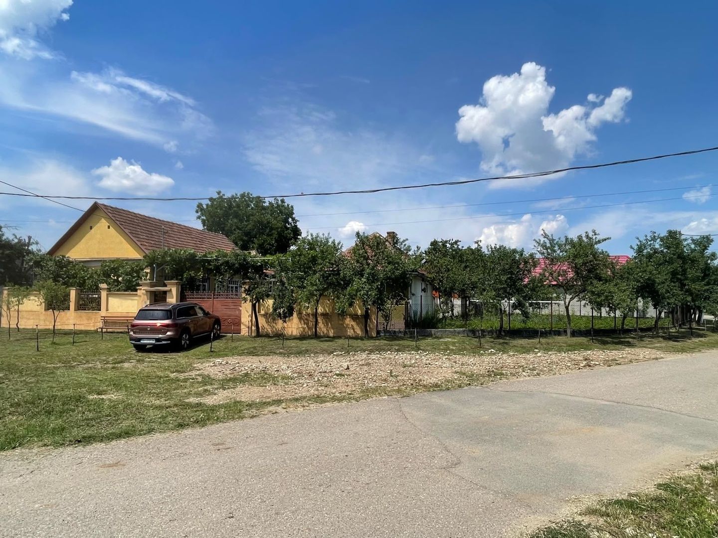 Oază de liniște aproape de Oradea | Casă renovată cu grădină și garaj - Poză 14