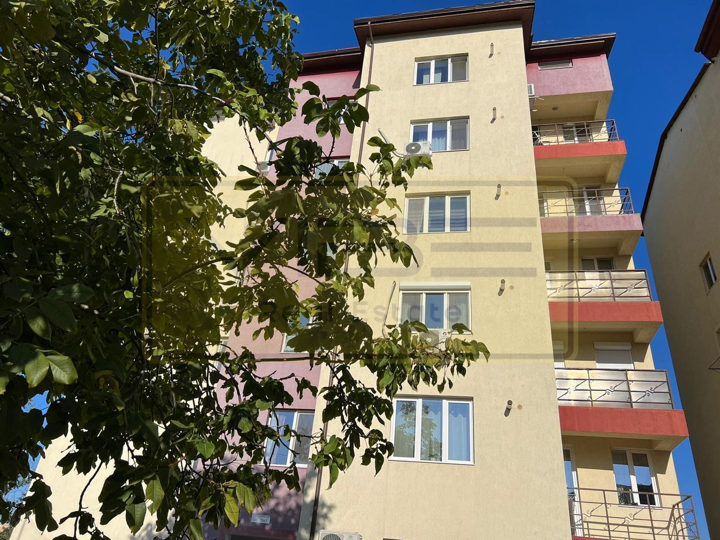 Apartament 2 camere+parcare zona Tatarasi Penta Rezidential - Poză 22