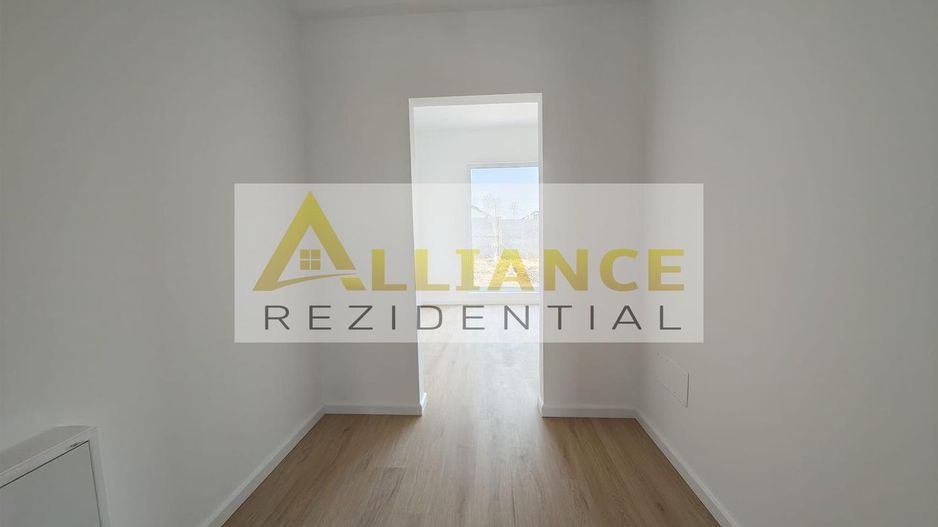 CASA PE PARTER CU 4 CAMERE DE VANZARE - COMUNA BERCENI - Poză 6