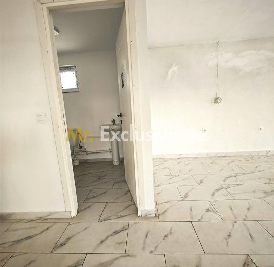 Casă cu teren generos în Dârmănești, Argeș-ideală pentru locuința sau afacere - Poză 14