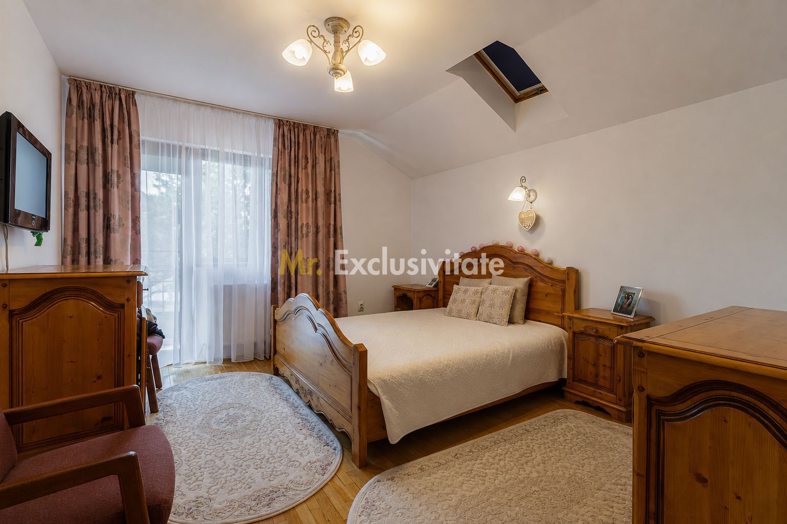 Vilă individuală cu 5 camere, piscină și curte generoasă | Mogoșoaia - Poză 19