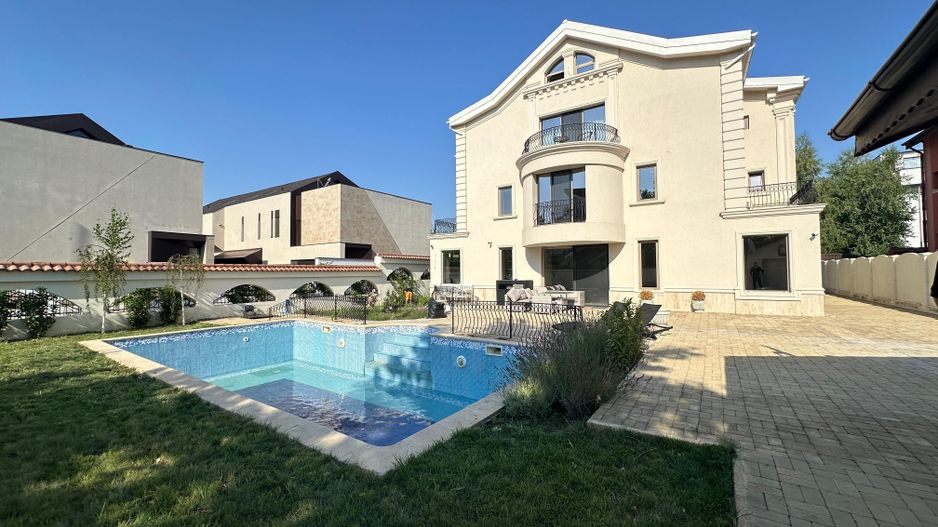 Vila Eleganta cu Piscină și Finisaje Premium în Zona Rezidentiala Iancu Nicolae - Poză 1