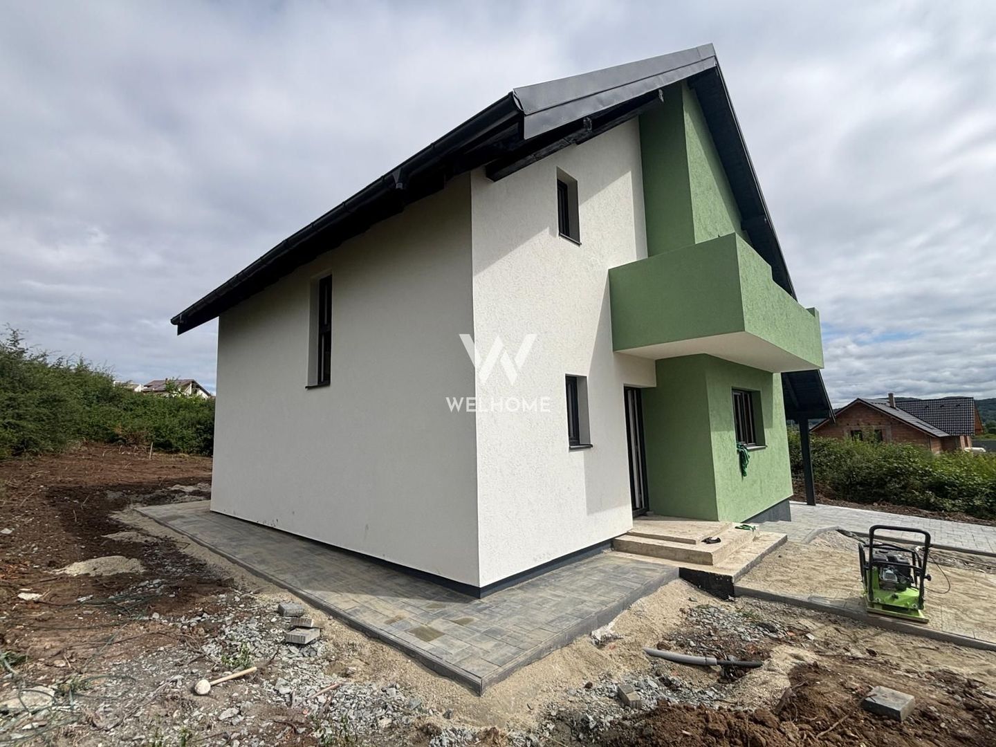 Casa Individuala cu CARPORT si teren 500 mp Selimbar-Sibiu - Poză 3