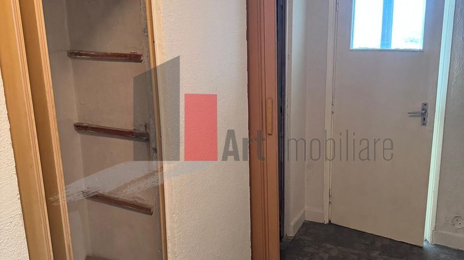 Vânzare apartament 3 camere Piața Progresu - Poză 6