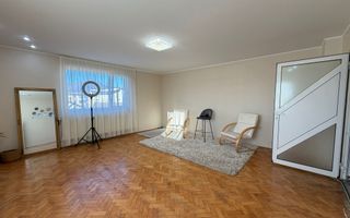 Casa individuala cu curte disponibila pentru vanzare, situata in zona centrala - Poză 11