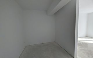 Eden City 2 Cam Th.Pallady, Dormitor 20mp cu Dressing | Metrou Teclu - Poză 2