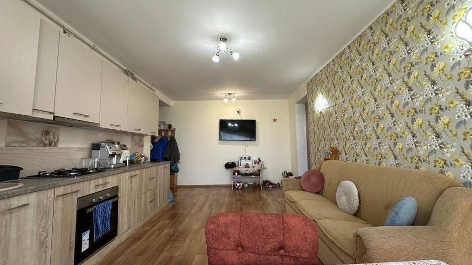 Giroc-Eso | 3 Camere | Mobilatsi utilat | Loc de parcare - Poză 4