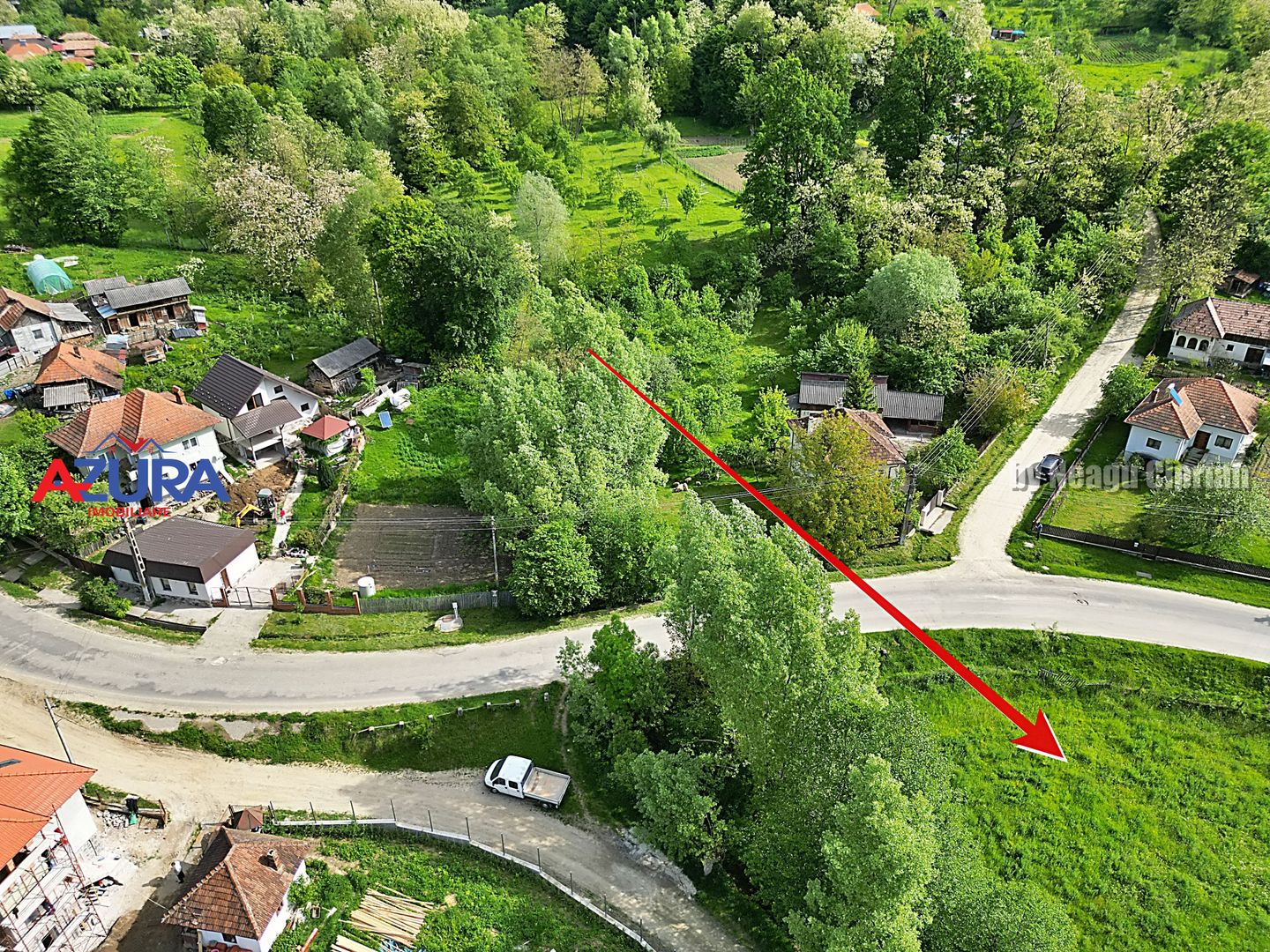 AZURA Imobiliare - Teren de W-E la numai 5 km de la Curtea de Arges - Poză 3