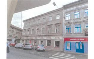 Imobil istoric de mari dimensiuni, în Piața Avram Iancu