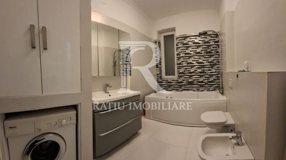 Apartament cu 3 camere | Central | Oradea - Poză 10