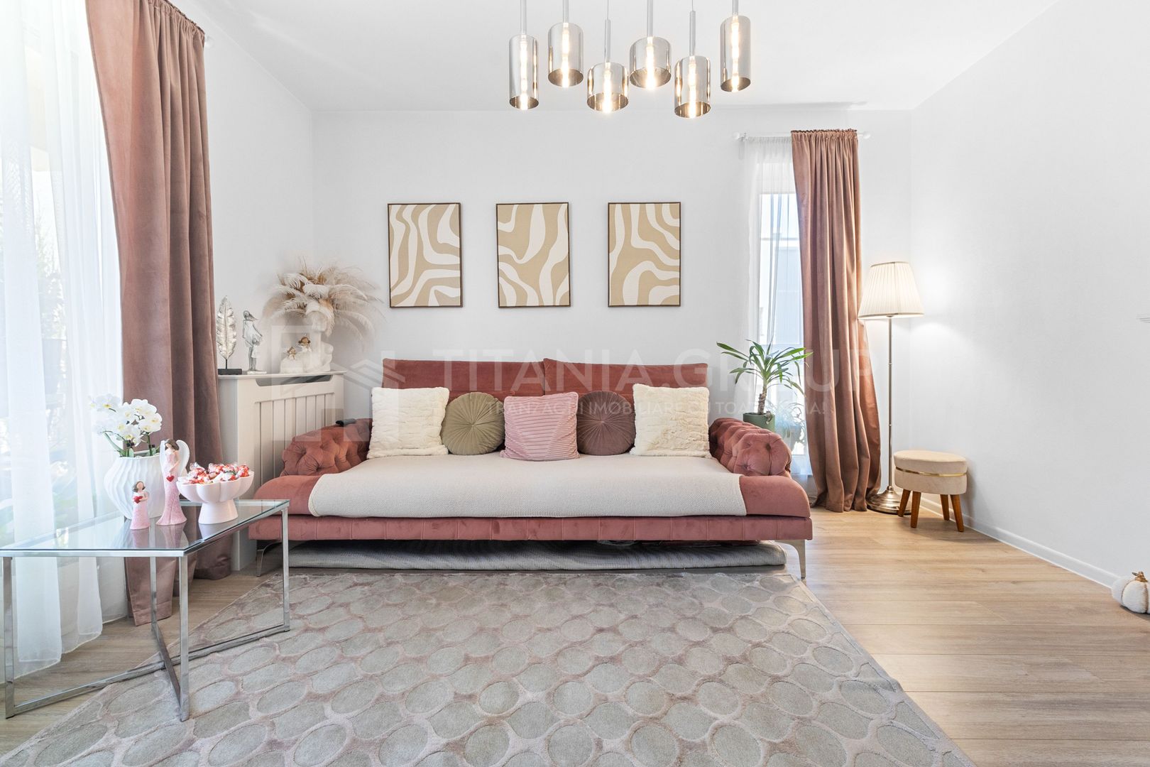 Apartament cochet mobilat-utilat, 3 camere, parcare, boxa, Kasper Coresi - Poză 1