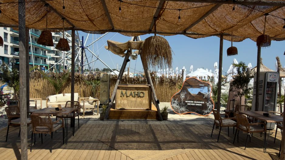 3 camere  langa plaja cu parcare | terasa si vedere la mare - Poză 10