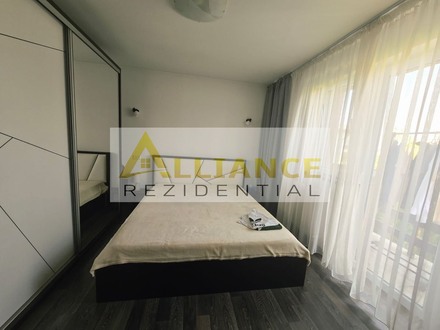 Casa de vanzare | Mobilata Utilata | 4 camere - 215.000€ - Poză 9