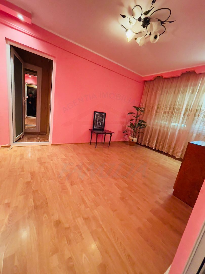 De vânzare apartament 2 camere – Micro 38, Galati - Poză 8
