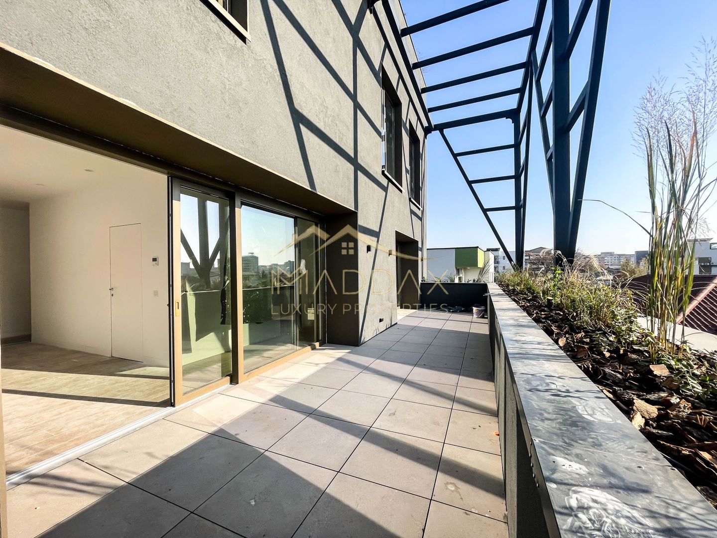 Impressive Penthouse-Triplex ** Green Building***/ 3 parking / Stefan Cel Mare - Poză 13