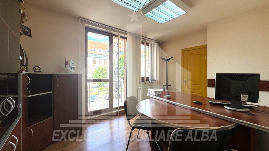 Spatiu de birouri P + 2E de vanzare, Cetate - Poză 6