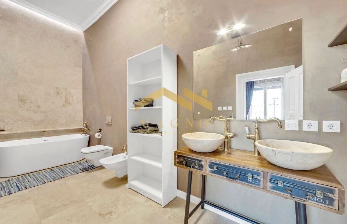 Apartament  superlux ,ultracentral de inchiriat . - Poză 16