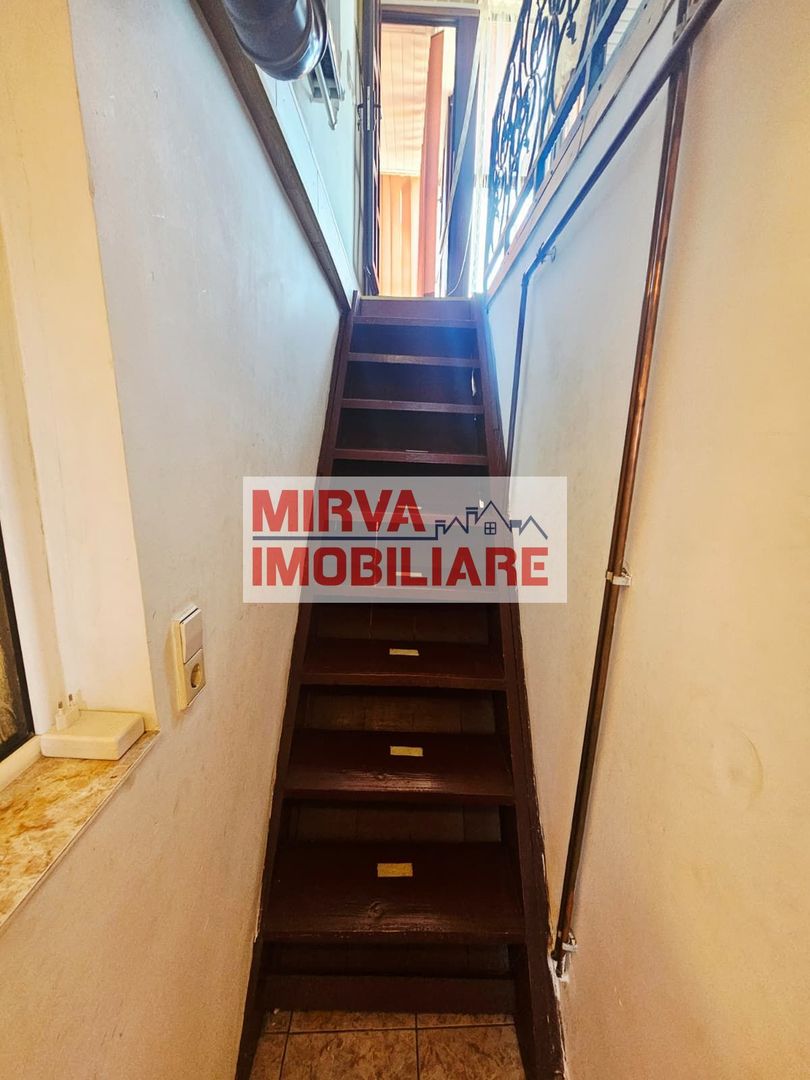 🏡 Casă spațioasă cu 9 camere în Strejnicu – pentru locuință, birouri - Poză 49