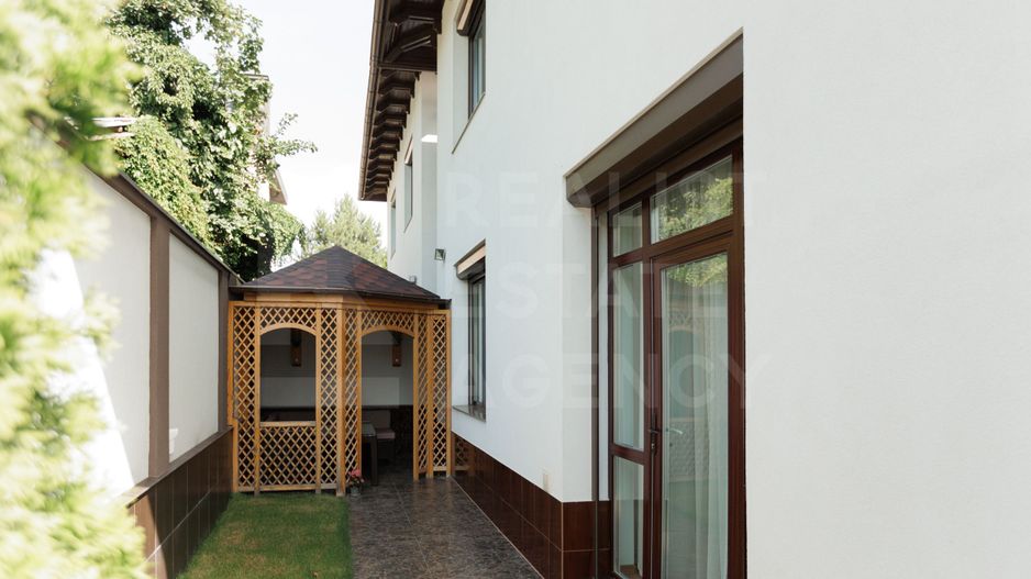 Chirie, casă, 2 nivele, 5 camere, str. George Meniuc, Centru - Poză 24