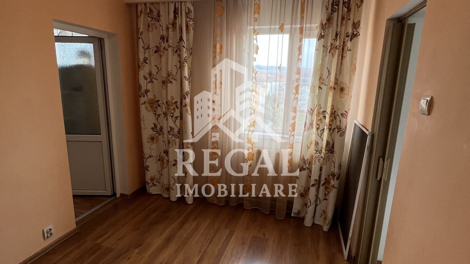 Apartament 2 camere – zonă centrală – ideal pentru locuit sau investiț - Poză 3