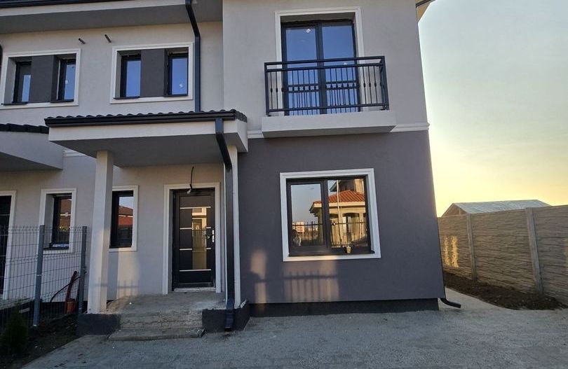 Giroc-Bld. Aviatiei | 5 camere | 3 bai | Bucatarie inchisa | Asfalt - Poză 1