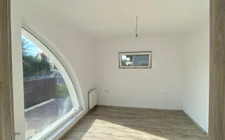 Casă 5 camere, 2 niveluri, intrări și utilități separate – Șag - Poză 14