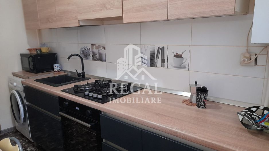 Apartament 3 camere in zona Micro 7( la intersectie cu str. Pinilor) - Poză 5