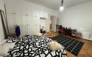 Apartament 3 camere la curte - Poză 1