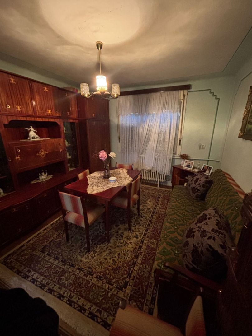 Casa de Vanzare in zona Suseni, in Cugir - Poză 5
