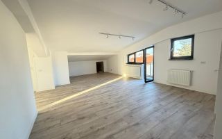 Apartament 3 camere nemobilat,nelocuit bloc nou + loc parcare - Poză 3