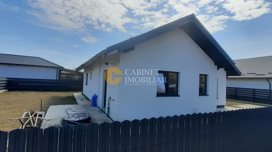 🏡 CASĂ DEOSEBITĂ  PLAN PARTER + MANSARDĂ  - VOINESTI - 110.000 EURO 🏡 - Poză 3
