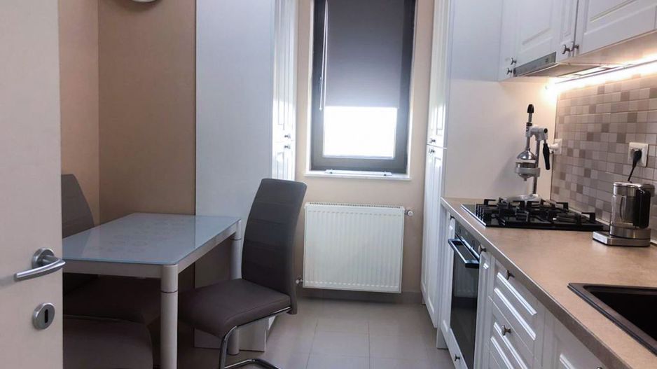 Un penthouse luminos și elegant cu priveliști de vis pe Iancu Nicolae - Poză 7