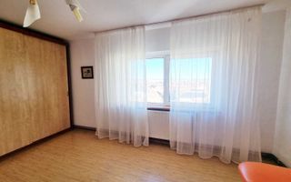 Apartament 3 camere 73 mp utili cu balcon si boxa zona Terezian - Poză 1