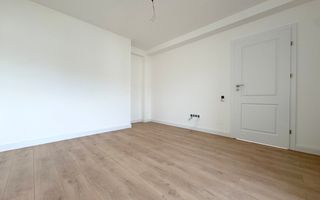 Apartament FINISAT/terasa de 46 mp+boxa 5mp/ zona Terra. - Poză 9