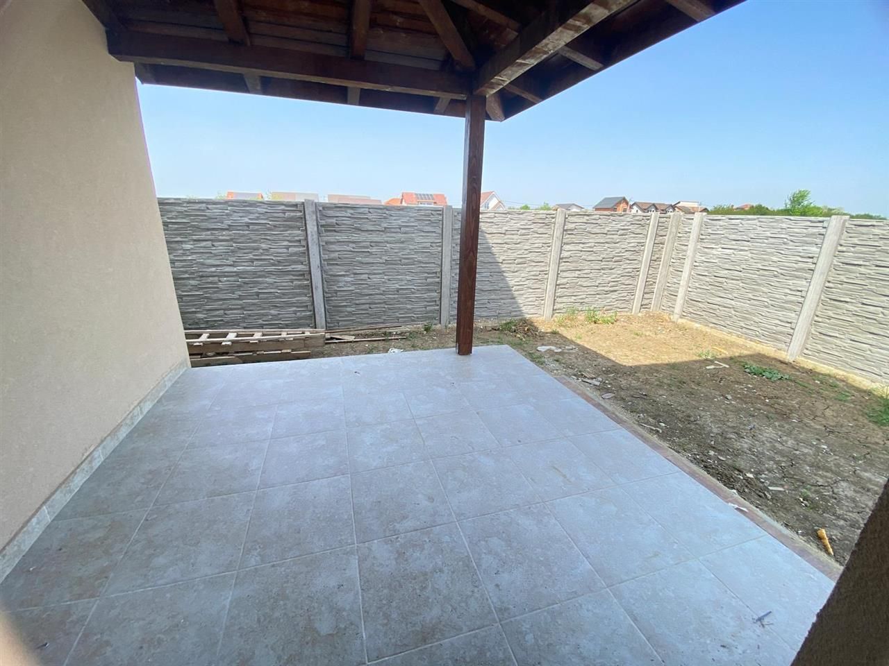 Vand duplex P+E 120mp 3 bai 4 dormitoare Mosnita Noua - Poză 19